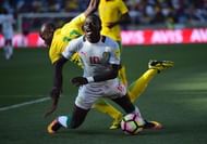 TOPSHOT-FBL-WC-2018-AFRICA-RSA-SEN